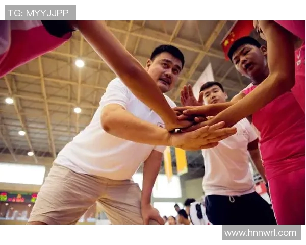 姚明与许利民的篮球传奇：从球场到教练的深度合作与影响力分析