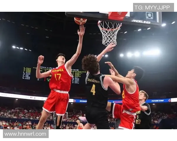 姚明带领球队逆转胜利全场欢呼庆祝展现篮球精神与团队力量