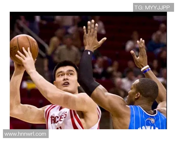 姚明现场观看篮球比赛精彩瞬间回顾与感悟分享