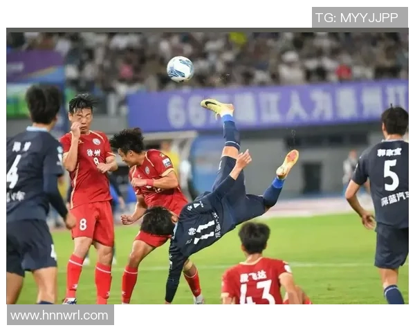 足球明星虚拟特效视频带你领略超现实的竞技魅力与精彩瞬间 足球明星虚拟特效视频带你领略超现实的竞技魅力与精彩瞬间